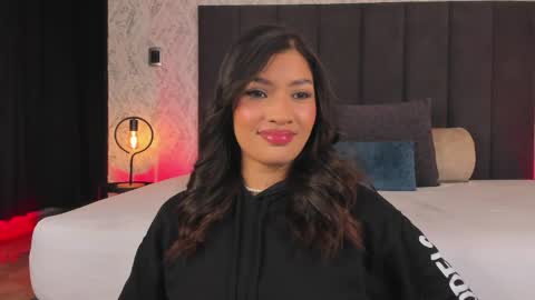 Scarlett online show from 6, 4, 2026