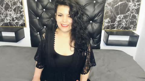 Snapshot of scarlett_w0lf chatting on 28, 1, 2025 Scarlett online show from 28, 1, 2025
