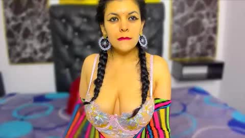 Snapshot of scarlett_w0lf chatting on 3, 10, 2025 Scarlett online show from 3, 10, 2025