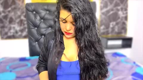 Snapshot of scarlett_w0lf chatting on 9, 10, 2025 Scarlett online show from 9, 10, 2025