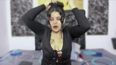 Snapshot of scarlett_w0lf chatting on 19, 11, 2025 Scarlett online show from 19, 11, 2025