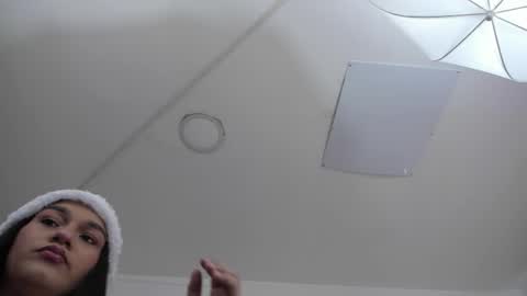 Snapshot of scarlettcan chatting on 27, 11, 2025 ScarlettCan online show from 27, 11, 2025