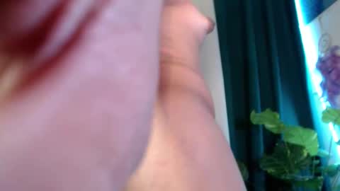 YOUR GIRLFRIEND online show from 20, 2, 2026