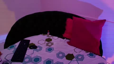 SCARLETTE online show from 22, 2, 2025