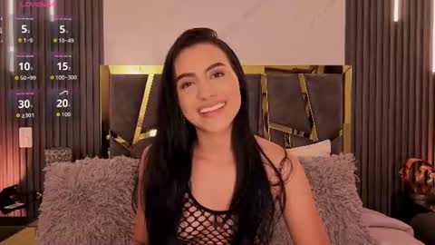 scarlettorres online show from 12, 6, 2026