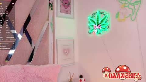 Scarlett  online show from 21, 4, 2026