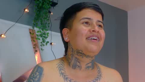 Snapshot of scarlettvex__ chatting on 4, 11, 2025 S C A R L E T T online show from 4, 11, 2025