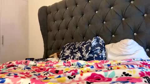 Snapshot of scarlettwhite69 chatting on 4, 10, 2025 Scarlett online show from 4, 10, 2025