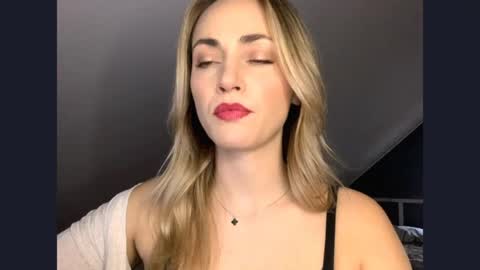 ScarlettxBlonde online show from 1, 5, 2026
