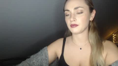 Snapshot of scarlettxblonde chatting on 4, 6, 2026 ScarlettxBlonde online show from 4, 6, 2026