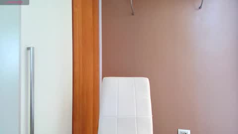 Cristal online show from 9, 9, 2025