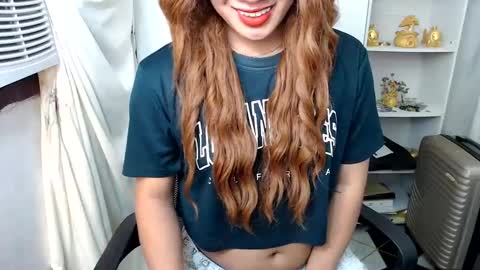 Snapshot of scarletxxxx chatting on 8, 1, 2025 Queen Scarlet online show from 8, 1, 2025