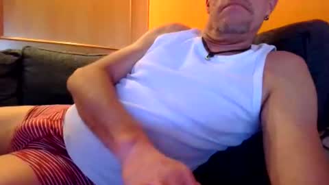 Snapshot of schmuhbaer1 chatting on 3, 11, 2025 schmuhbaer1 online show from 3, 11, 2025