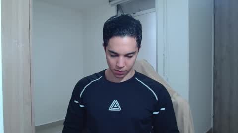 Twitter Scott brasher1 Instagram Camiloestuardo2 online show from 13, 1, 2025