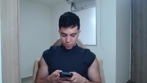 Twitter Scott brasher1 Instagram Camiloestuardo2 online show from 15, 1, 2025