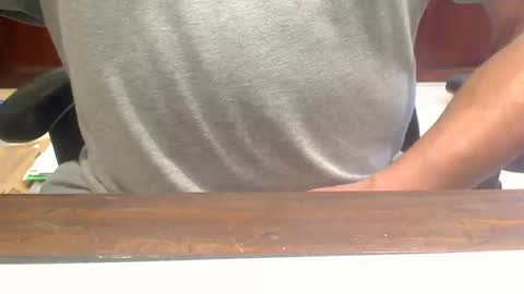 Snapshot of scottalone chatting on 18, 11, 2025 Scott online show from 18, 11, 2025