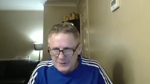 Snapshot of scottsman214 chatting on 21, 12, 2024 James online show from 21, 12, 2024