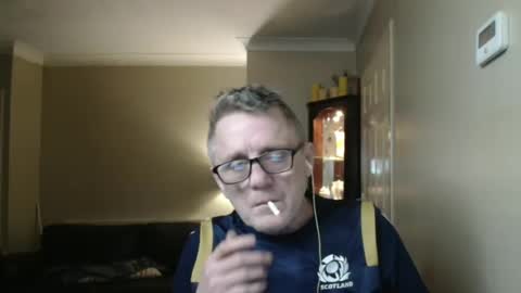 Snapshot of scottsman214 chatting on 23, 12, 2024 James online show from 23, 12, 2024