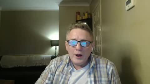 Snapshot of scottsman214 chatting on 31, 12, 2024 James online show from 31, 12, 2024