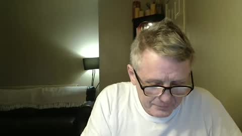 Snapshot of scottsman214 chatting on 1, 1, 2025 James online show from 1, 1, 2025