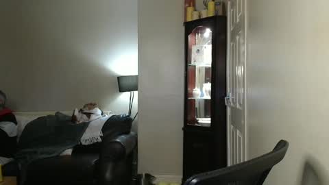 Snapshot of scottsman214 chatting on 3, 1, 2025 James online show from 3, 1, 2025