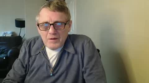 Snapshot of scottsman214 chatting on 2, 2, 2025 James online show from 2, 2, 2025