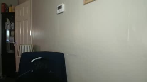 Snapshot of scottsman214 chatting on 12, 11, 2025 James online show from 12, 11, 2025