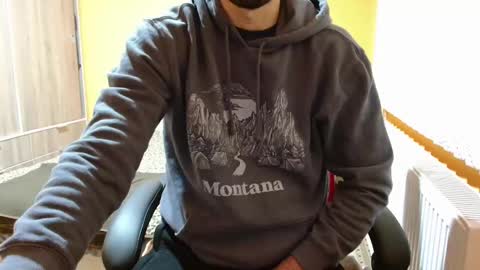 Snapshot of scotty_98 chatting on 2, 1, 2025 scotty_98 online show from 2, 1, 2025