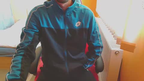 Snapshot of scotty_98 chatting on 9, 3, 2025 scotty_98 online show from 9, 3, 2025