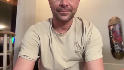 Snapshot of scottybeam chatting on 15, 12, 2025 Scotty online show from 15, 12, 2025