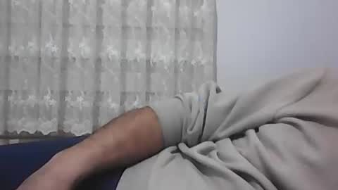 Snapshot of screw2 chatting on 14, 1, 2025 Evren online show from 14, 1, 2025