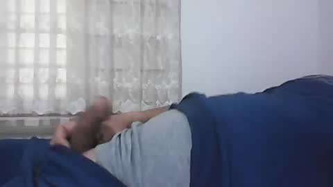 Snapshot of screw2 chatting on 19, 1, 2025 Evren online show from 19, 1, 2025