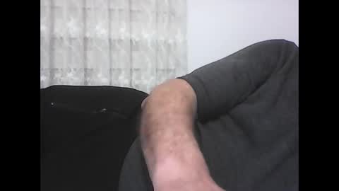 Snapshot of screw2 chatting on 8, 2, 2025 Evren online show from 8, 2, 2025