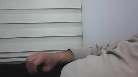 Snapshot of screw2 chatting on 15, 2, 2025 Evren online show from 15, 2, 2025