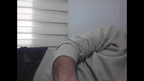 Snapshot of screw2 chatting on 22, 2, 2025 Evren online show from 22, 2, 2025