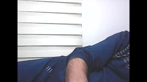 Snapshot of screw2 chatting on 5, 3, 2025 Evren online show from 5, 3, 2025