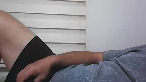 Snapshot of screw2 chatting on 20, 10, 2025 Evren online show from 20, 10, 2025