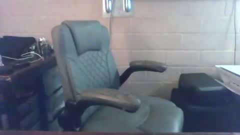 Snapshot of sdh69 chatting on 10, 6, 2026 eating pussy sucking dick online show from 10, 6, 2026