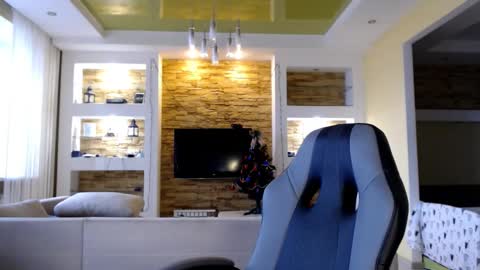 Snapshot of sea_cocktail chatting on 20, 12, 2024 Elizabeth  online show from 20, 12, 2024