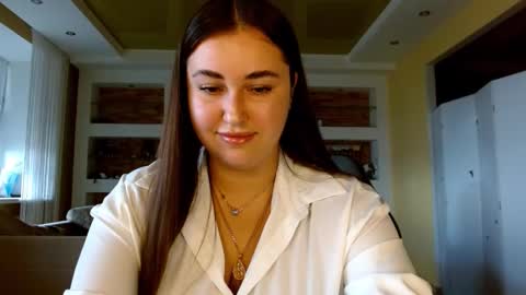 Snapshot of sea_cocktail chatting on 30, 9, 2025 Elizabeth  online show from 30, 9, 2025