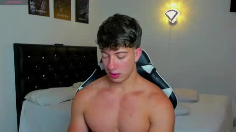 Snapshot of sean_brownx chatting on 12, 3, 2026 Sean online show from 12, 3, 2026