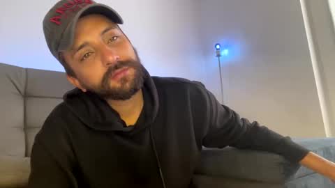 Snapshot of seanpablosanz chatting on 17, 9, 2025 Sean pablo Sanz online show from 17, 9, 2025