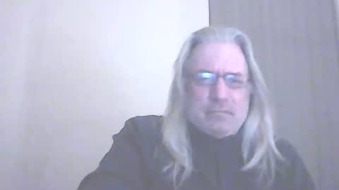 Snapshot of seantheflyer chatting on 2, 2, 2025 seantheflyer online show from 2, 2, 2025