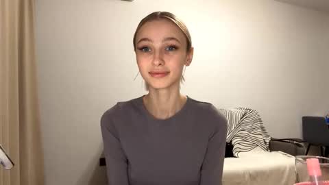 Snapshot of seasonhamiss chatting on 1, 3, 2026 Kate online show from 1, 3, 2026