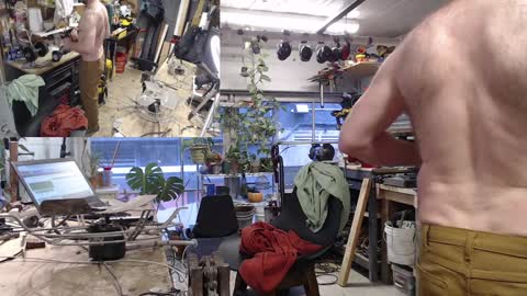 Snapshot of seattlemanwhore chatting on 2, 2, 2025 Seattlemanwhore online show from 2, 2, 2025