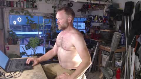 Snapshot of seattlemanwhore chatting on 23, 9, 2025 Seattlemanwhore online show from 23, 9, 2025