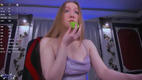 Snapshot of seavia chatting on 15, 12, 2025 Sea online show from 15, 12, 2025