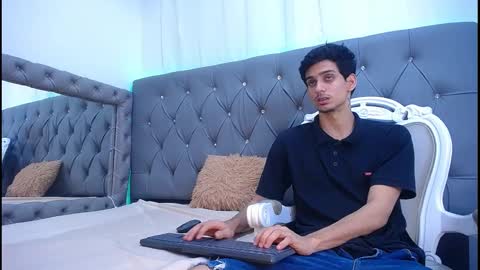 sebalexis7 online show from 3, 10, 2025