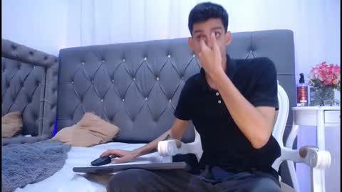 sebalexis7 online show from 11, 11, 2025