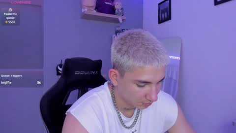 Snapshot of sebas__23 chatting on 2, 2, 2025 Sebastin online show from 2, 2, 2025